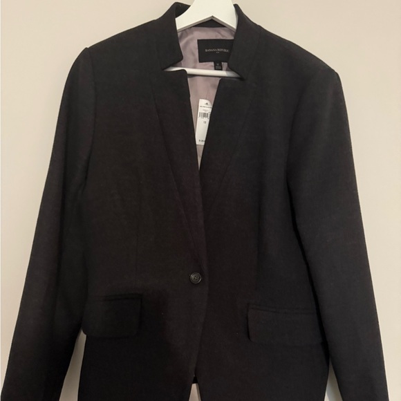 Banana Republic Jackets & Blazers - Banana Republic Grey Wool Blazer NWT